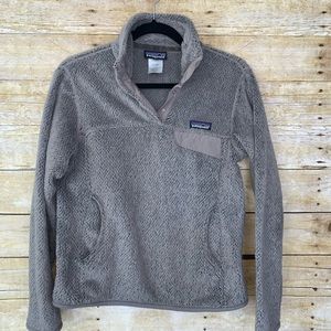 Grey Patagonia snap T fuzzy sweater size small